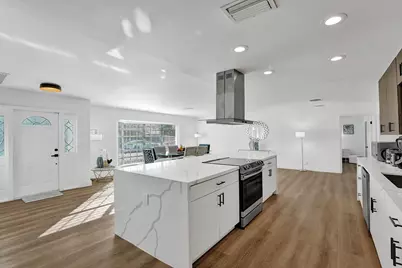 4751 NE 29th Avenue, Fort Lauderdale, FL 33308 - Photo 3