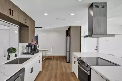 4751 NE 29th Avenue, Fort Lauderdale, FL 33308 - Photo 11