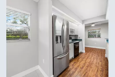 550 SW 137 Avenue #L114, Pembroke Pines, FL 33027 - Photo 7
