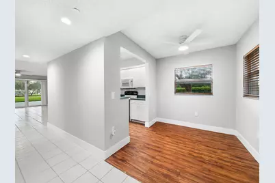 550 SW 137 Avenue #L114, Pembroke Pines, FL 33027 - Photo 11