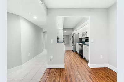 550 SW 137 Avenue #L114, Pembroke Pines, FL 33027 - Photo 17