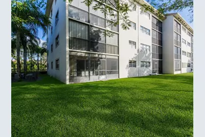 550 SW 137 Avenue #L114, Pembroke Pines, FL 33027 - Photo 3