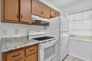 2391 NE 11th Ct, Pompano Beach, FL 33062 - Photo 5