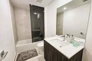 488 NE 18th St, Miami, FL 33132 - Photo 11