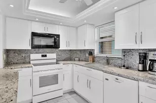 303 N Riverside Dr, Pompano Beach, FL 33062 - Photo 3