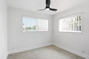 21020 Highland Lakes Blvd, Miami, FL 33179 - Photo 15