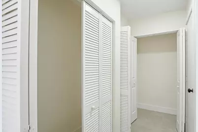 21020 Highland Lakes Boulevard, Miami, FL 33179 - Photo 35