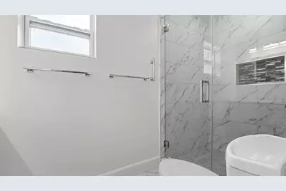 21020 Highland Lakes Boulevard, Miami, FL 33179 - Photo 37