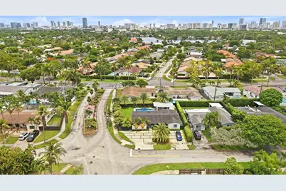 21020 Highland Lakes Boulevard, Miami, FL 33179 - Photo 57