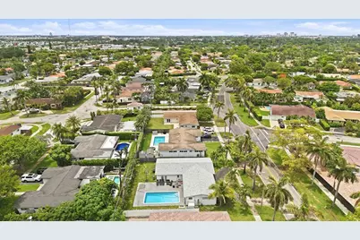 21020 Highland Lakes Boulevard, Miami, FL 33179 - Photo 59