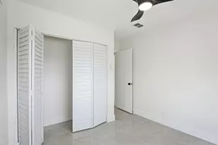 21020 Highland Lakes Blvd, Miami, FL 33179 - Photo 17
