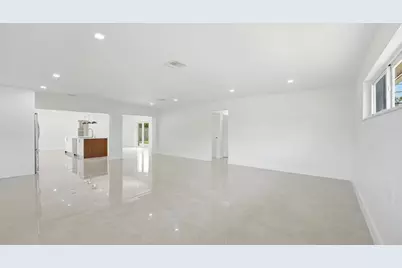 21020 Highland Lakes Boulevard, Miami, FL 33179 - Photo 5
