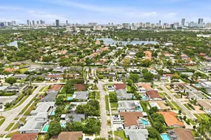 21020 Highland Lakes Blvd, Miami, FL 33179 - Photo 59