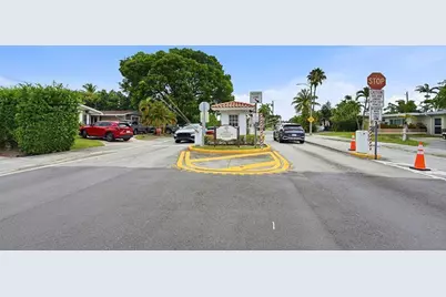 21020 Highland Lakes Boulevard, Miami, FL 33179 - Photo 51