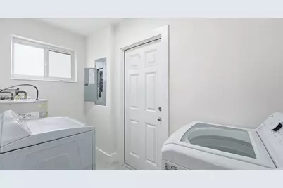21020 Highland Lakes Boulevard, Miami, FL 33179 - Photo 21