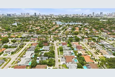 21020 Highland Lakes Boulevard, Miami, FL 33179 - Photo 61