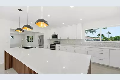 21020 Highland Lakes Boulevard, Miami, FL 33179 - Photo 11