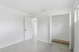 21020 Highland Lakes Blvd, Miami, FL 33179 - Photo 27