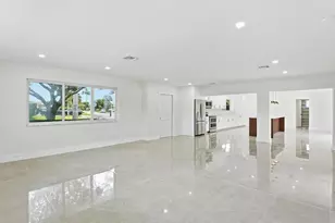 21020 Highland Lakes Blvd, Miami, FL 33179 - Photo 7