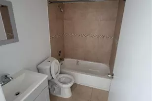 3465 NW 44th St, Oakland Park, FL 33309 - Photo 7