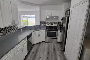 3465 NW 44th St, Oakland Park, FL 33309 - Photo 3