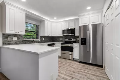 9 VÃ­a De Casas Norte, Boynton Beach, FL 33426 - Photo 5