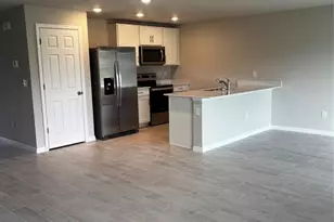 4021 35th St SW, Lehigh Acres, FL 33976 - Photo 5