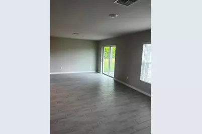 4021 35th Street SW, Lehigh Acres, FL 33976 - Photo 3
