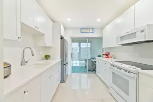 32 Abbey Ln, Delray Beach, FL 33446 - Photo 5