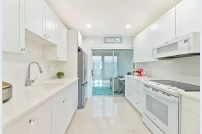 32 Abbey Lane #205, Delray Beach, FL 33446 - Photo 5