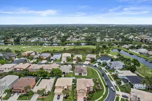 2112 Bellcrest Ct, Royal Palm Beach, FL 33411 - Photo 37