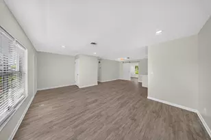 216 W Arbor Ave, Port Saint Lucie, FL 34952 - Photo 5