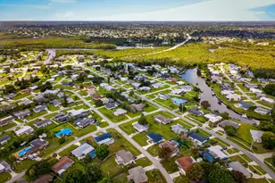 216 W Arbor Ave, Port Saint Lucie, FL 34952 - Photo 29