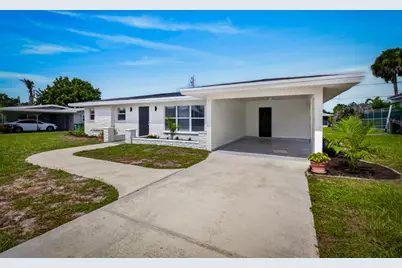 216 W Arbor Avenue, Port Saint Lucie, FL 34952 - Photo 3