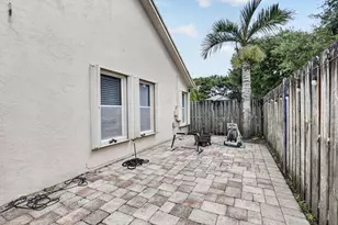 2640 Millwood Ct, Davie, FL 33328 - Photo 29