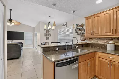 2640 Millwood Court, Davie, FL 33328 - Photo 15
