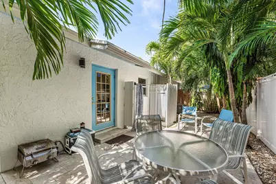 334 NE 7th Avenue, Delray Beach, FL 33483 - Photo 23