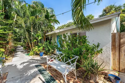 334 NE 7th Avenue, Delray Beach, FL 33483 - Photo 5