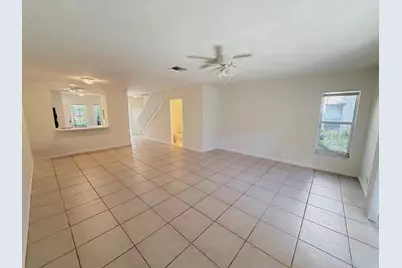 910 Summit Lake Drive, West Palm Beach, FL 33406 - Photo 9