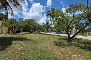 4413 NW 3rd Ave, Deerfield Beach, FL 33064 - Photo 17