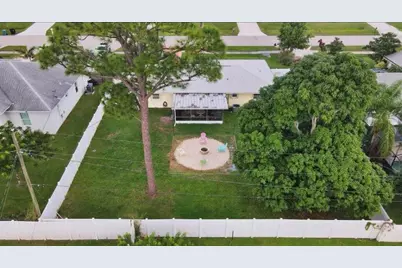 772 SE Thornhill Drive, Port Saint Lucie, FL 34983 - Photo 15
