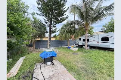 714 S H Street, Lake Worth, FL 33460 - Photo 23