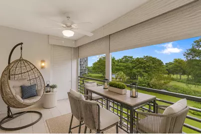 625 Oaks Drive #405, Pompano Beach, FL 33069 - Photo 17
