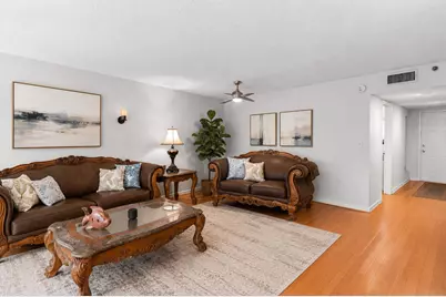 625 Oaks Drive #405, Pompano Beach, FL 33069 - Photo 15