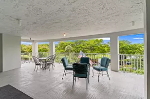625 Oaks Dr, Pompano Beach, FL 33069 - Photo 49