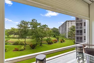 625 Oaks Dr, Pompano Beach, FL 33069 - Photo 17