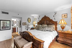 625 Oaks Dr, Pompano Beach, FL 33069 - Photo 29
