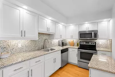 625 Oaks Drive #405, Pompano Beach, FL 33069 - Photo 5