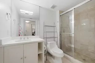 9595 Collins Ave, Surfside, FL 33154 - Photo 31