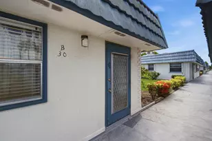 30 Waterford B, Delray Beach, FL 33446 - Photo 5